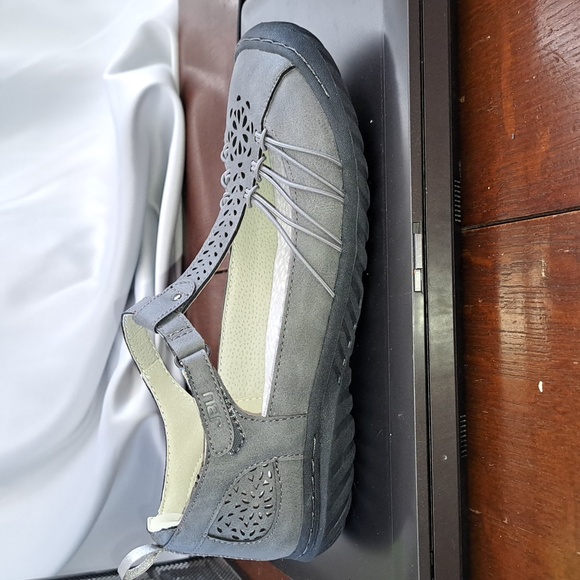 Women's Gray T-Strap Shoes JBD Memory Foam By Jambu size 9W - Picture 5 of 9